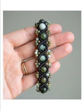 Handmade Macramé Serpentine Jade Bracelet – Adjustable Boho Green Stone Cuff